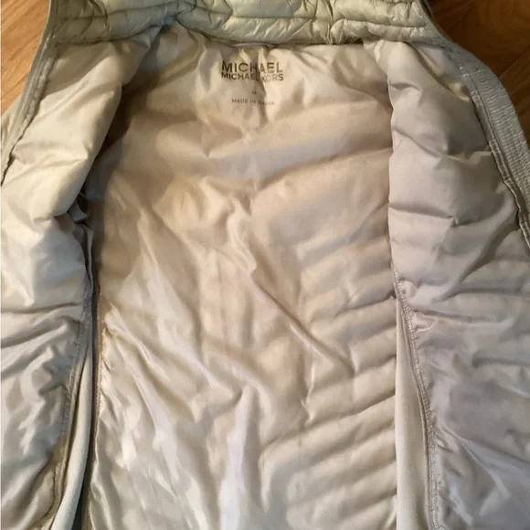 MICHAEL Michael Kors Down Puffer Hooded Jacket - Picture 2 of 5